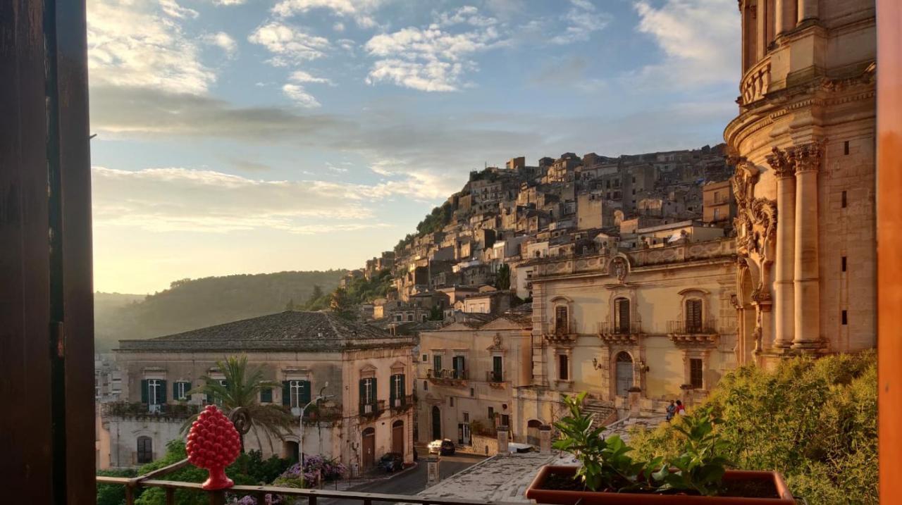 Bed and Breakfast Le Stanze Del Cioccolato Modica Exterior foto