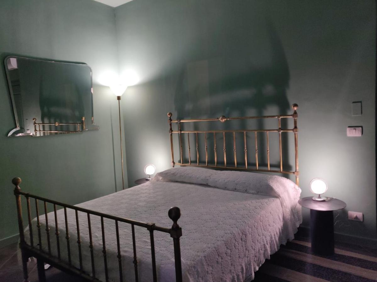 Bed and Breakfast Le Stanze Del Cioccolato Modica Exterior foto