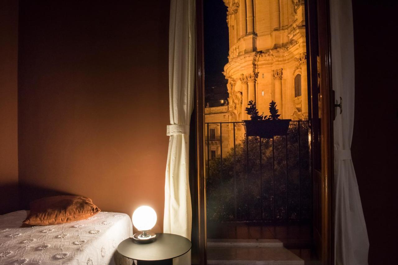 Bed and Breakfast Le Stanze Del Cioccolato Modica Exterior foto